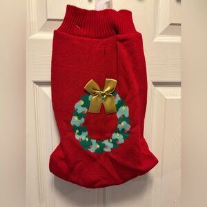Celebrations Buttons & Bones Red Holiday Dog Sweater w Wreath Design BNWT